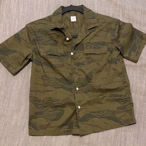 GAP Kids Green Camo Button Down Shirt